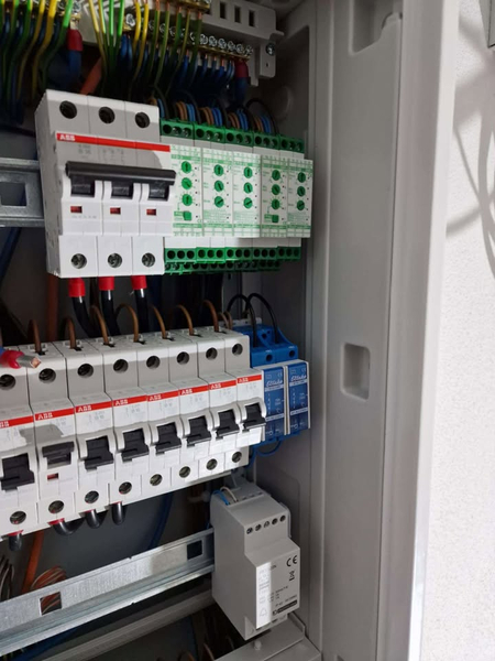 Zdjęcie na okładce dla Energo-Instal Usługi Elektryczne Instalacje Elektryczne Elektryk Ruda Śląska i okolice